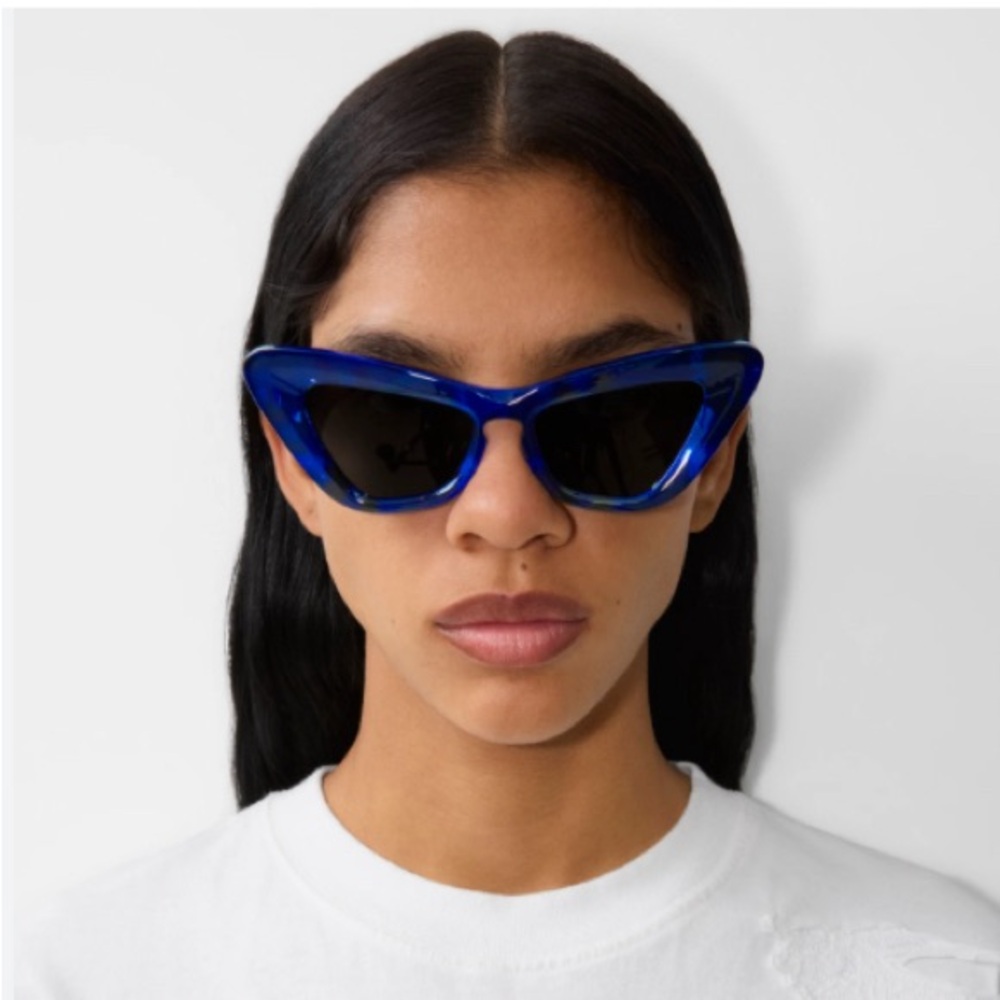 2025 Burberry Rose Blue Cateye Glasses x Silver Hardware NWT